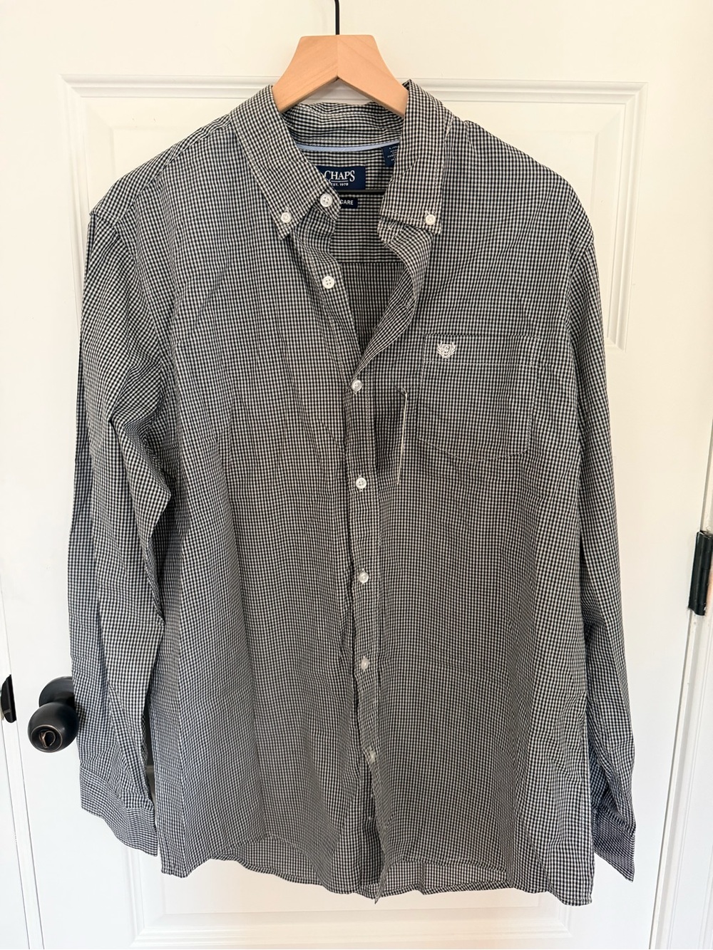 NWT chaps easy care button down